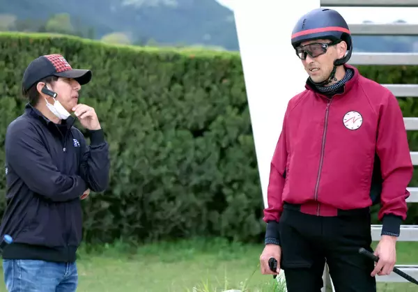 「面白い引退の仕方だね」障害の名手西谷誠騎手、今後の騎乗予定なし