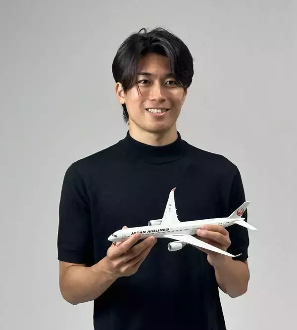 サッカー日本代表の中村敬斗、ＪＡＬとパートナーシップ契約「応援してくださる皆さまの記憶に残るようなゴールを決め続けたい」