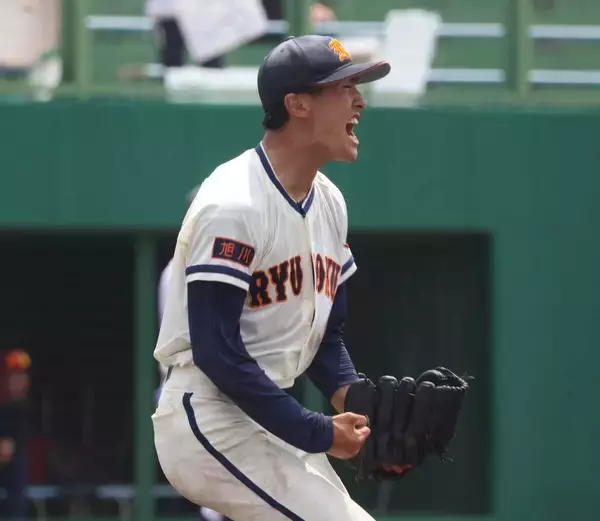 【高校野球】古豪・旭川龍谷が９年ぶり４強でエスコン一番乗り…４１年ぶり頂点まであと２勝