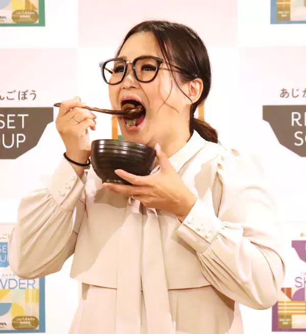 ギャル曽根　産後太りが悩みも、イベントでダイエット用のスープ５杯＆３種の料理完食　「ワンピース着たけど、お腹出ちゃった」