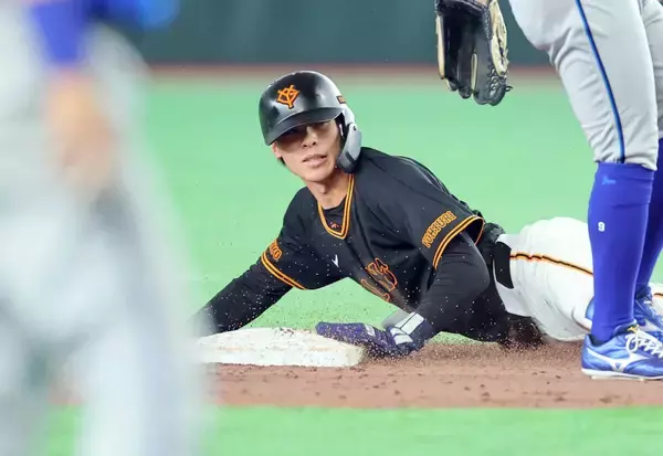 【番記者Ｇ戦記】防御率０・００右腕のリズム崩した積極采配　阿部監督「攻撃的に行こうと」泥臭くつないで勝ち越し５連勝…開幕１４戦０封の中川虎から決勝点