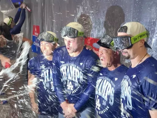 ドジャースＷＳ３連覇に立ちはだかる壁　「１６９キロ」ミジオロウスキーのブルワーズ、「キング」シュワバーのフィリーズら難敵ズラリ…大谷の復調、朗希の起用法がカギ