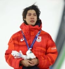【五輪】二階堂蓮が銀メダル　日本ジャンプ五輪最多に並ぶ３つ目メダル　船木和喜らレジェンドに並ぶも失敗に「悔しい～。悔しいっす」…男子個人ラージヒル