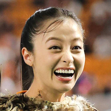 橋本環奈が始球式！全身姿に「二度見した」ネット騒然「あまりにも…」「興奮しますね」「やばい」「びっくり」