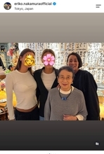 中村江里子アナがパリから帰国　美人母＆娘と家族ショット「スタイル良すぎ」「モデルみたい」「３世代素敵」