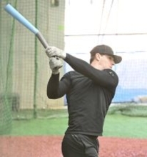 【巨人】一晩でひげさっぱり　キャベッジが来日翌日から始動