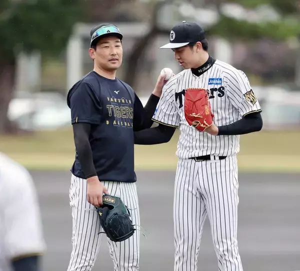 【阪神】宜野座合流の岩崎優、石井の離脱受け「知恵を借りながら一緒に」１０年連続で４０試合以上登板誓う