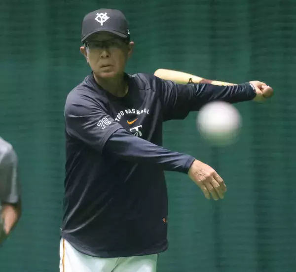 【巨人】内野ノック併殺練習でタイム計測　守備強化へ俊足打者想定　４・１秒を最低ラインとする中で３秒台連発