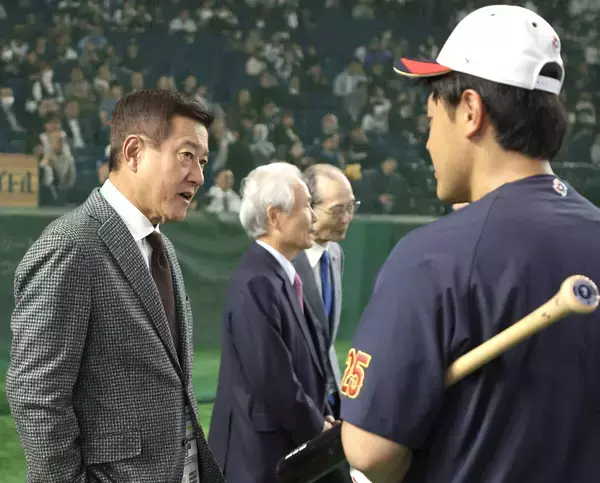 ＷＢＣ侍ジャパン初戦に球界大物ＯＢ続々集結　王貞治氏、原辰徳氏、松坂大輔氏らズラリ