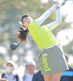 「菅楓華　「唐揚げ断ち」でアゲアゲ　１３位から単独首位浮上…今季２勝目で年少３位生涯獲得賞金２億円突破へ」の画像1