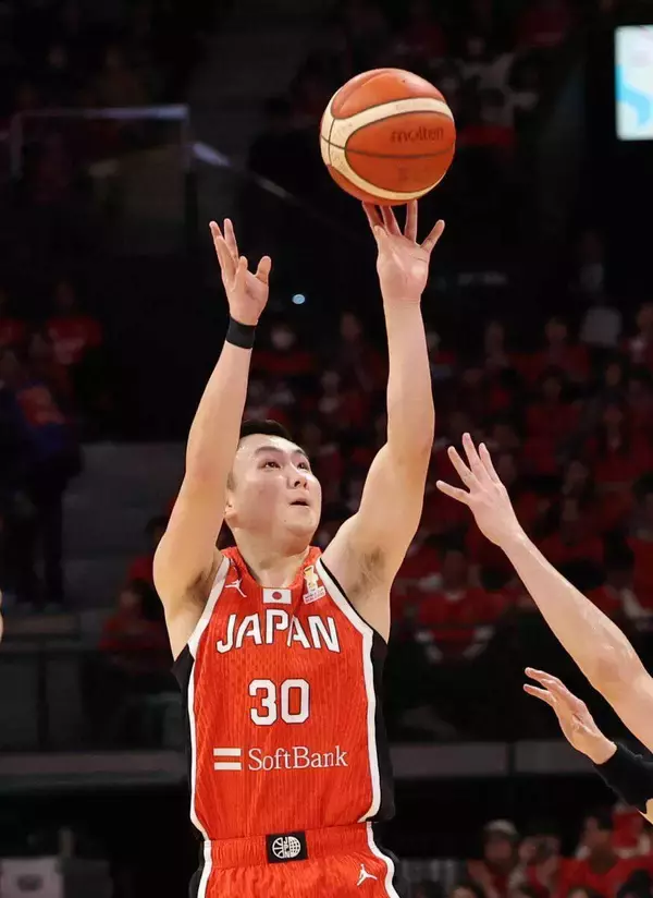 【日本ハム】バスケ日本代表・富永啓生が１４日エスコンでファーストピッチ「野球は小学生の頃に少し遊びで楽しんだくらい」