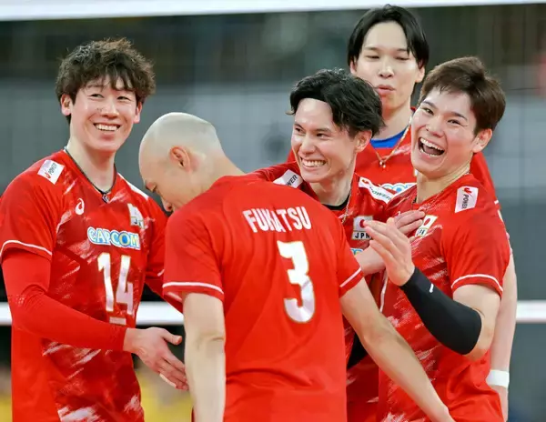 【バレー】日本男子、第１セットは２３―２５で落とす　石川祐希ら先発、五輪３度金メダル・ブラジルとアジア選手権前最後の強化試合