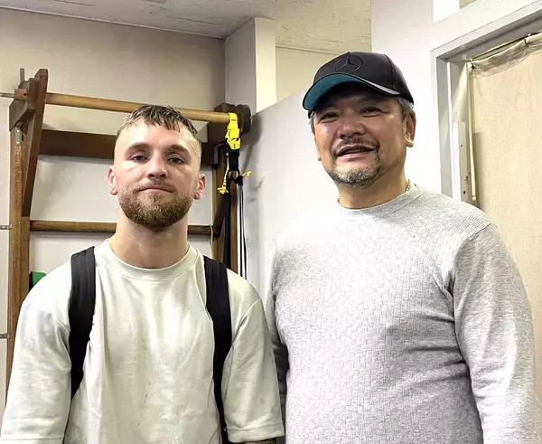 【ボクシング】西田凌佑陣営がサム・グッドマン練習を視察 枝川孝・六島ジム会長「あご、強いんじゃない？」