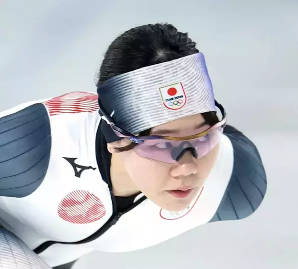 【Ｓスケート】吉田雪乃があわや転倒のピンチを乗り越え２冠　３連覇した前日の５００メートルに続き１０００メートルで初Ｖ　「優勝しきれたのは自分の強みにしたい」