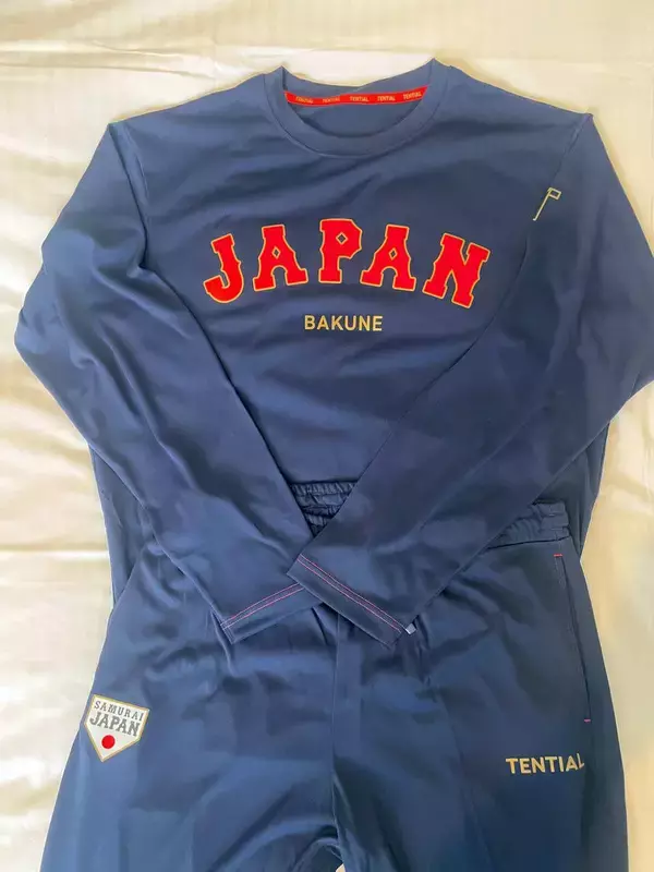 【侍ジャパン】井端弘和監督が見せた“粋な計らい”「これを着て、しっかり寝て、頑張ってください」