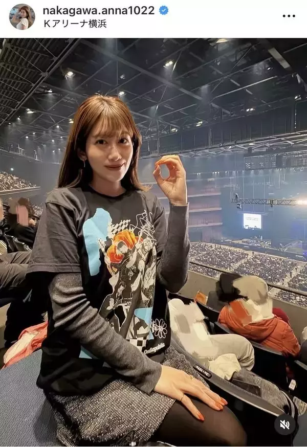 元ＮＨＫ中川安奈アナ　そっくり妹とバンドライブへ　顔出しショットが「美人姉妹」「お二人ともかわいい」と話題