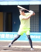 【ソフトバンク】柳田悠岐、１時間超えロングティーで場外弾も　首痛はもう「大丈夫です！」