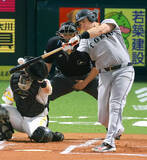 「【巨人】ボビー・ダルベックが先制適時打　期待の大砲が逆方向へ快音「自分の理想に近い打撃ができた」」の画像1