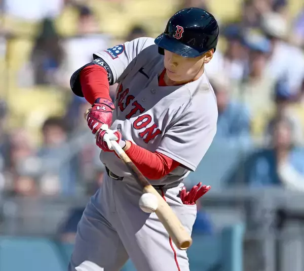 強すぎレッドソックスがドジャースをスイープ…敵地では球団史上初　吉田正尚が先制適時打＆５号ソロで２安打２打点　大谷翔平との侍対決に勝利