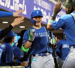 【日本ハム】清宮幸太郎が勝ち越しの３ラン　中堅左への１２４メートル弾に「素直にうれしい」
