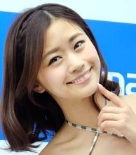 夫は５０代の人気タレント　１５歳年下妻が“激変”「かっちょよいおかん」２児の母・安枝瞳…結婚８年