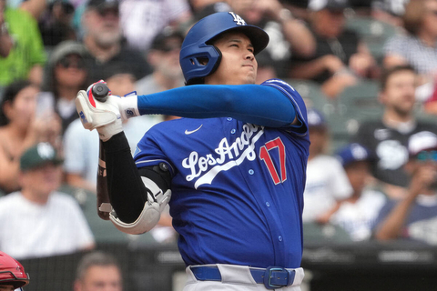 大谷翔平、通算３０本目の先頭打者弾でメジャー３００号まで「３」　得意の敵地球場で２試合ぶりの１７号先制ソロ