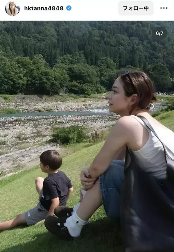 村重杏奈「自然豊かでサイコー」家族で岐阜旅行！１８歳差弟との姿に「しょまたんが赤ん坊から少年に」「肌キレイ」「トップスのデザイン可愛い」