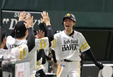 【ソフトバンク】庄子雄大のプロ初本塁打など３本塁打で快勝！投手陣も完封リレーで４連勝