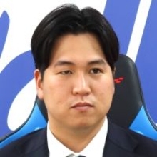 【ヤクルト】１６年ドラフト１位で慶大から広島入り　旧姓加藤の矢崎拓也が登録名を「拓也」に変更