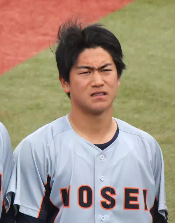 【大学野球】元オリックスの法大・大島監督が「野球勘がある」と評した横浜・奥村凌大の初打席