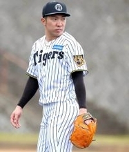 【阪神】アキレス腱断裂の石井大智、松葉づえ姿でリハビリ開始「（断裂の瞬間は）バァン！って音がした」「誰かに与えられた試練でもない」