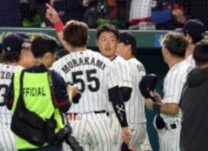 岡本和真が円陣でも“らしさ”全開　試合前の菅野智之の様子を明かす「めちゃくちゃ緊張していたので」３連勝へオーストラリア戦