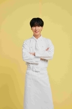 ＷＥＳＴ．藤井流星が主演舞台でパティシエ役「精いっぱい頑張ります」　７月から「ＲＯＬＬ（（ＣＡＫＥ））ＴＩＭＥ」