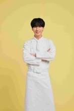 ＷＥＳＴ．藤井流星が主演舞台でパティシエ役「精いっぱい頑張ります」　７月から「ＲＯＬＬ（（ＣＡＫＥ））ＴＩＭＥ」