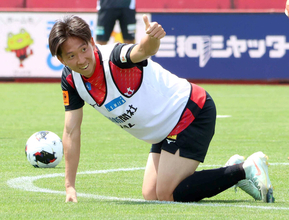 【Ｊ２札幌】ＦＷ唐山（とうやま）翔自が“デビュー戦”２ゴール　移籍後初実戦の紅白戦で能力証明　「結果を出してＪ１に昇格します」