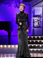 クミコ、美輪明宏さんの名曲「ヨイトマケの唄」熱唱　敬愛する大先輩に思い込め