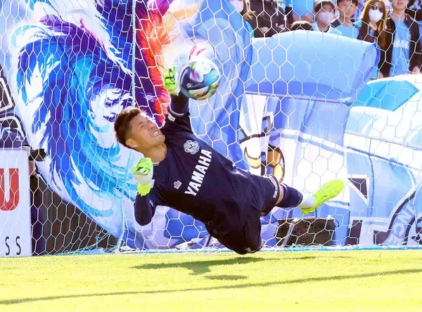 【Ｊ２磐田】守護神・川島永嗣が左手１本で止めた「決めた方向に１００％で行こうと決めていた」福島とのＰＫ戦制して連敗ストップ