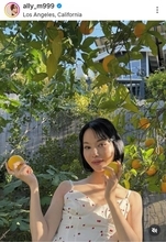 「顔が変わりましたか？」３５歳タレント　変ぼう遂げた最新ショット「超絶美しい」「かわいい」「お洒落」水沢アリーに反響