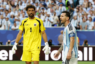 【Ｗ杯】「ほんとに４０歳？」「神すぎる」カボベルデＧＫにネット騒然　延長突入「ＭＶＰ」「今までどこにいたんだ」