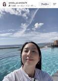 「透明感抜群！　宝塚ＯＧ・愛耀子が母親と夏旅に「頑張って長生きして下さい」」の画像1