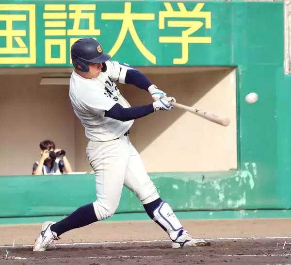 【大学野球】大商大・春山陽登が３４年ぶりにリーグ最多本塁打記録に並ぶ１２号　“バットフリップ”に「感情を爆発させちゃいました」スカウト絶賛