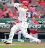 「【広島】４回に天敵・大竹耕太郎を攻略　今季最多タイの１イニング４安打で逆転に成功」の画像1