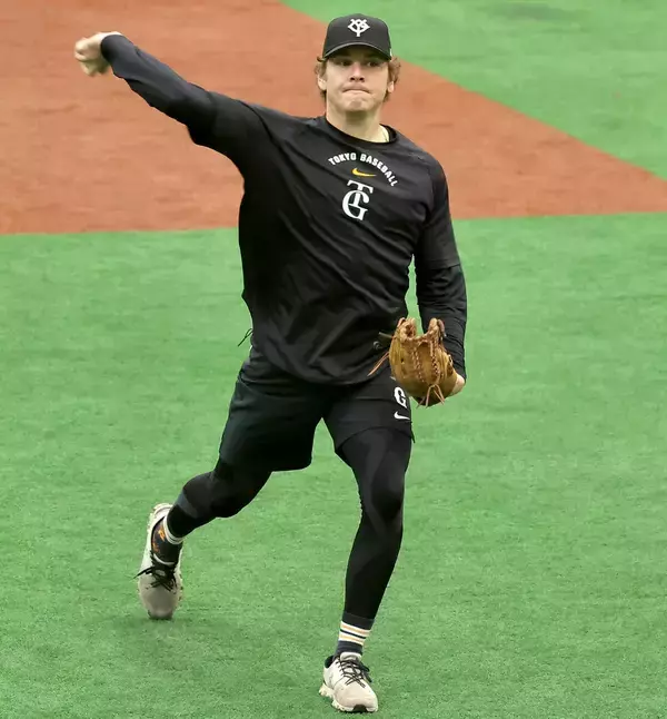 【巨人】「右アキレス腱炎」で登録抹消のハワードがＧ球場でキャッチボールなど練習再開