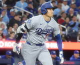 「ドジャース強すぎ５連勝　貯金は早くも今季最大７　山本由伸２勝目、大谷翔平先制打＆４２戦連続出塁で日本人記録王手→９日は二刀流出場へ」の画像1