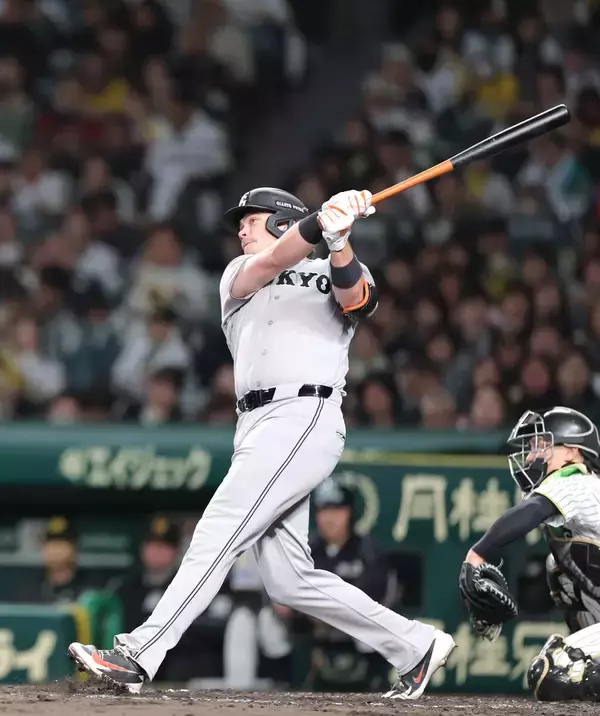 【巨人】虎キラー・ダルベック、リーグトップに並ぶ７号３ラン！阪神戦４発目「何が何でも打ちたかった」