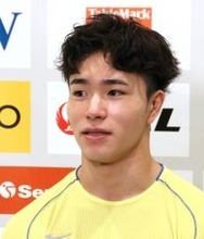 【体操】３連覇へ岡慎之助は２位につける　ライバル橋本大輝との一騎打ちで会場沸かす　１７日の２回目で逆転狙う