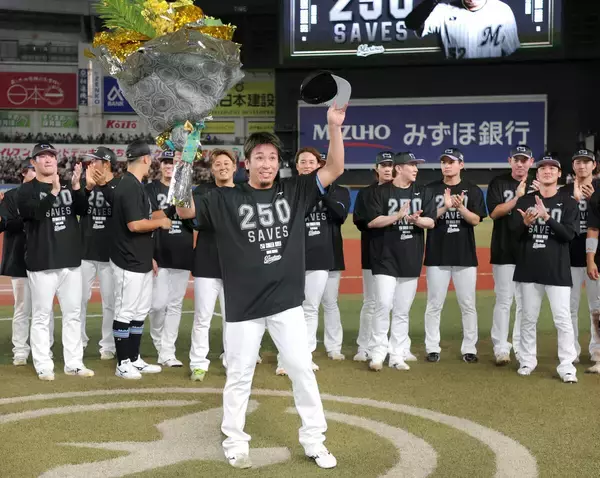 【ロッテ】益田直也がついに名球会入り「マリーンズのユニホームを着て達成した数字、本当にうれしい」　愛着ある本拠でサブロー監督が粋な起用