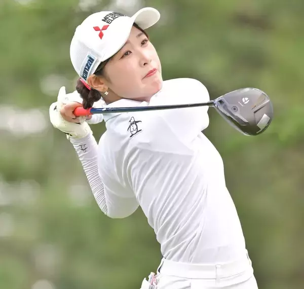 【女子ゴルフ】吉沢柚月が熊本地震の被災地にレトルトカレーを寄付　初優勝大会の副賞の一部を贈る「少しでもお役立ていただければ」