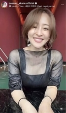 ４１歳・大沢あかね「＃泳げませんけどね」プール動画でのスイムウェア姿に「綺麗やぁ〜」「美しい」