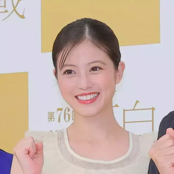 【紅白】今田美桜＆綾瀬はるか、肩出しドレスで登場！ネットくぎ付け「透明感」「似合う！」